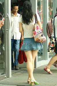 亚洲人成电影青青在线播放