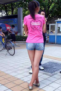 她越哭他撞得越凶