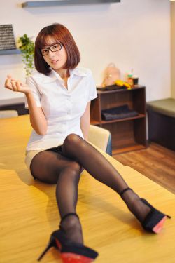 亚洲AV无码h一区二区三区